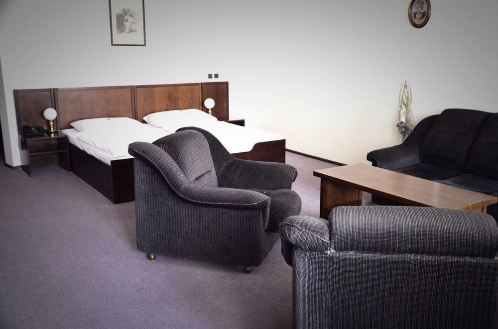 Hotel Celerin Telč Buitenkant foto