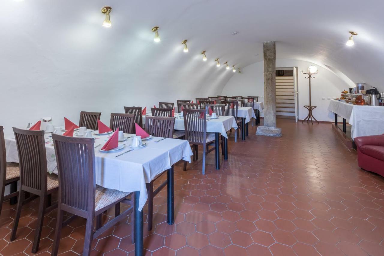 Hotel Celerin Telč Buitenkant foto